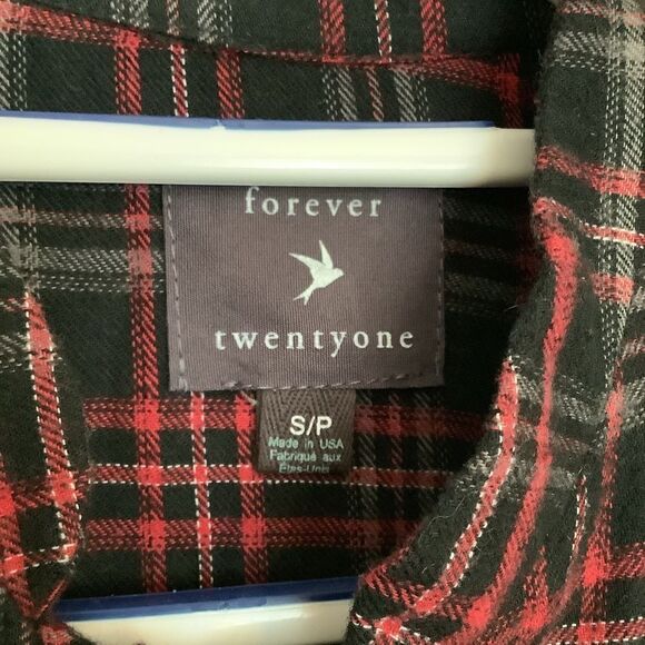 Forever 21 Red Flannel Top - Picture 4 of 4